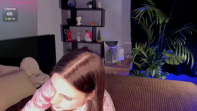 Snapshot of LisaBaillea chatting on 03-07-25, 09:06 LisaBaillea online show from 03-07-25, 09:06