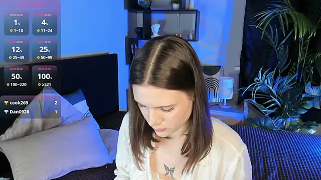 Snapshot of LisaBaillea chatting on 03-10-25, 09:07 LisaBaillea online show from 03-10-25, 09:07