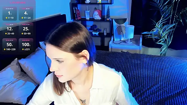 Snapshot of LisaBaillea chatting on 03-16-25, 09:05 LisaBaillea online show from 03-16-25, 09:05