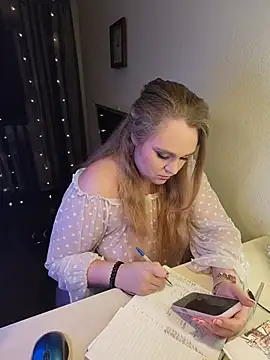 Juicy PeachLux online show from 06-12-26, 06:51