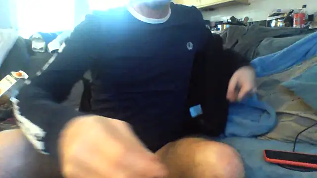 Snapshot of Grower_and_shower chatting on 03-13-26, 04:02 Grower and shower online show from 03-13-26, 04:02