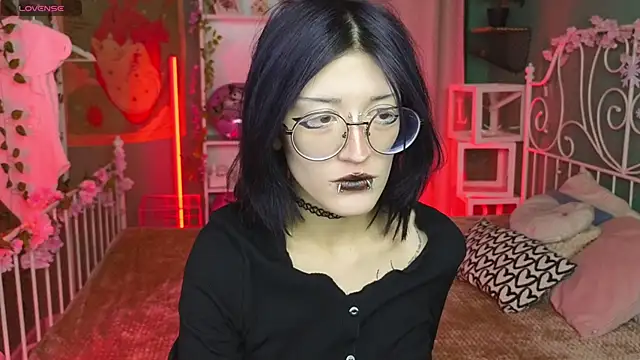 Snapshot of Setsunai_ chatting on 03-10-25, 08:34 Setsunai online show from 03-10-25, 08:34