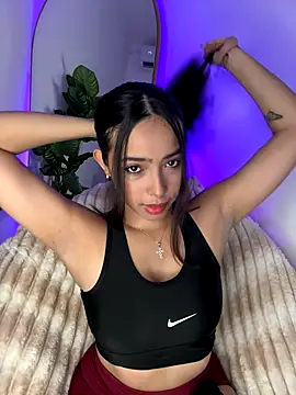  Emily Thompson  online show from 11-02-25, 11:07