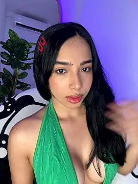  Emily Thompson  online show from 01-08-26, 03:20