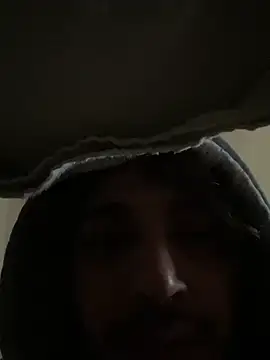 Snapshot of Bello98sud chatting on 03-06-25, 06:30 Bello98sud online show from 03-06-25, 06:30