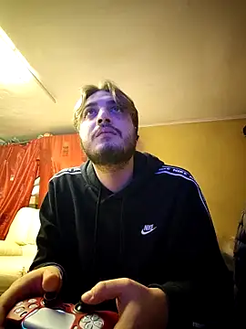 Snapshot of Bello98sud chatting on 02-08-26, 01:09 Bello98sud online show from 02-08-26, 01:09