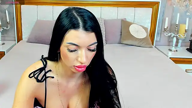 MightyMiss online show from 03-18-25, 06:46