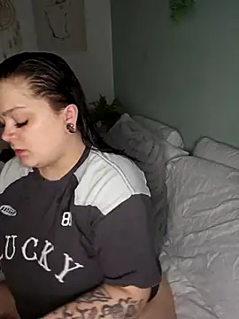 Saucy-Serenity online show from 03-21-26, 08:23