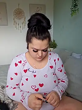 Saucy-Serenity online show from 03-28-26, 02:27