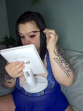 Saucy-Serenity online show from 04-27-26, 08:29