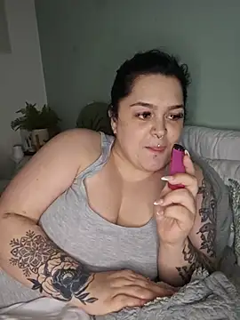 Saucy-Serenity online show from 06-17-26, 09:27