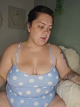 Saucy-Serenity online show from 07-18-26, 09:51