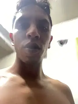 Snapshot of Monkey_uchiha777 chatting on 03-09-25, 04:00 Monkey uchiha777 online show from 03-09-25, 04:00