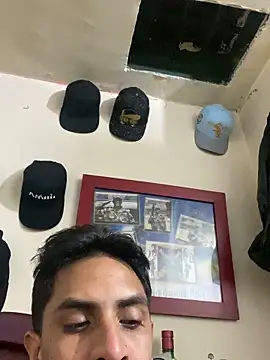 Snapshot of Monkey_uchiha777 chatting on 03-13-25, 05:54 Monkey uchiha777 online show from 03-13-25, 05:54