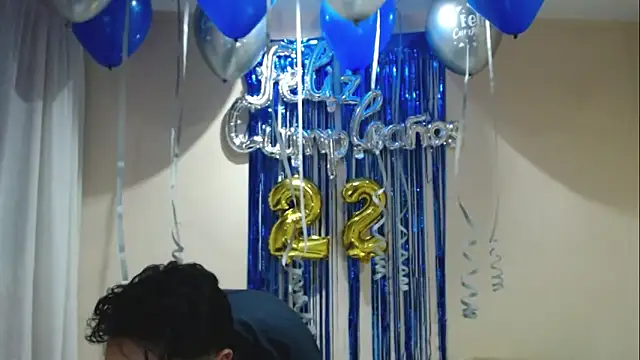 Snapshot of Monkey_uchiha777 chatting on 09-12-25, 01:17 Monkey uchiha777 online show from 09-12-25, 01:17