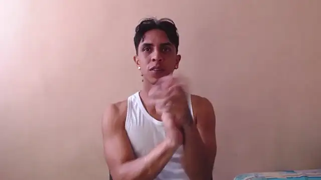 Snapshot of Monkey_uchiha777 chatting on 10-07-25, 05:32 Monkey uchiha777 online show from 10-07-25, 05:32