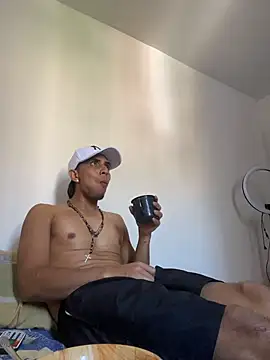 Snapshot of Monkey_uchiha777 chatting on 11-10-25, 08:19 Monkey uchiha777 online show from 11-10-25, 08:19