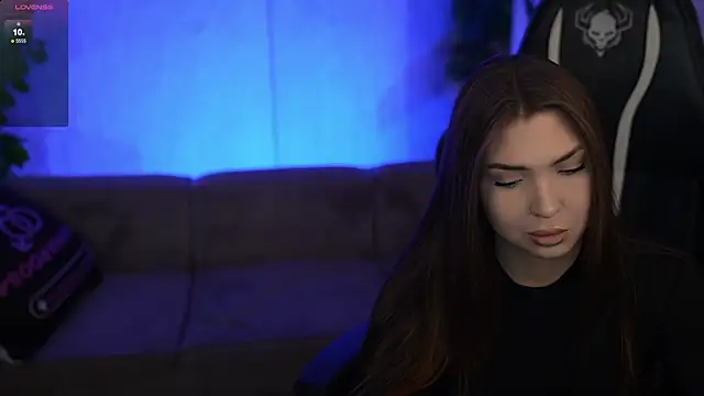 Snapshot of Billie054 chatting on 12-05-25, 08:01 Billie054 online show from 12-05-25, 08:01