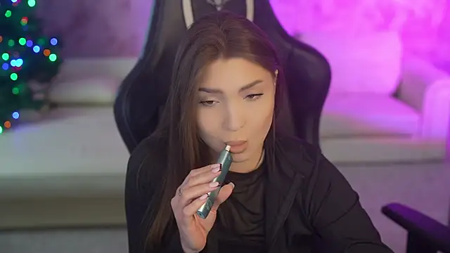 Snapshot of Billie054 chatting on 12-18-25, 07:47 Billie054 online show from 12-18-25, 07:47