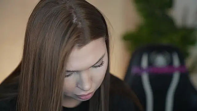 Snapshot of Billie054 chatting on 01-19-26, 02:32 Billie054 online show from 01-19-26, 02:32