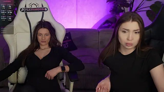 Snapshot of Billie054 chatting on 03-06-26, 01:29 Billie054 online show from 03-06-26, 01:29