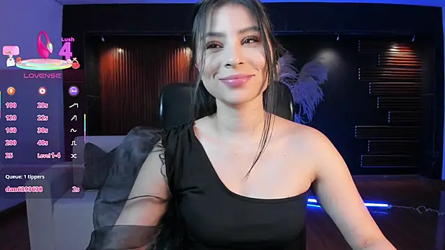 Snapshot of Catalina_Santhana chatting on 10-14-25, 06:09 Catalina Santhana online show from 10-14-25, 06:09