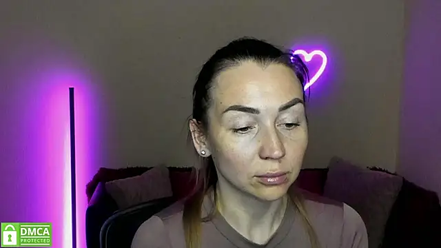 Kiss julli88I online show from 03-05-25, 04:02