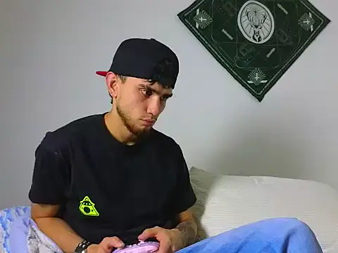 samevansx  online show from 12-17-25, 11:22