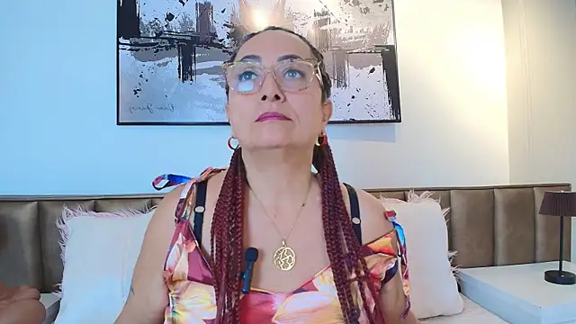 Snapshot of AlessandraLeroy chatting on 06-29-26, 12:49 AlessandraLeroy online show from 06-29-26, 12:49