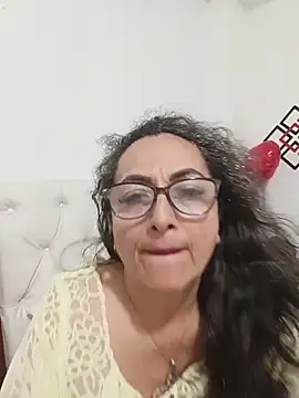 Snapshot of AlessandraLeroy chatting on 07-08-26, 01:43 AlessandraLeroy online show from 07-08-26, 01:43
