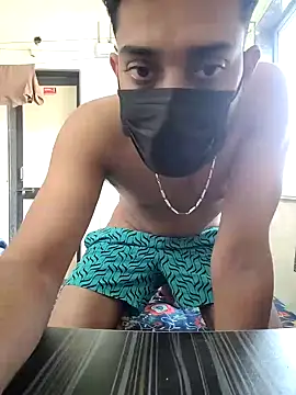 Snapshot of Rahulpune chatting on 01-08-26, 10:06 Rahulpune online show from 01-08-26, 10:06