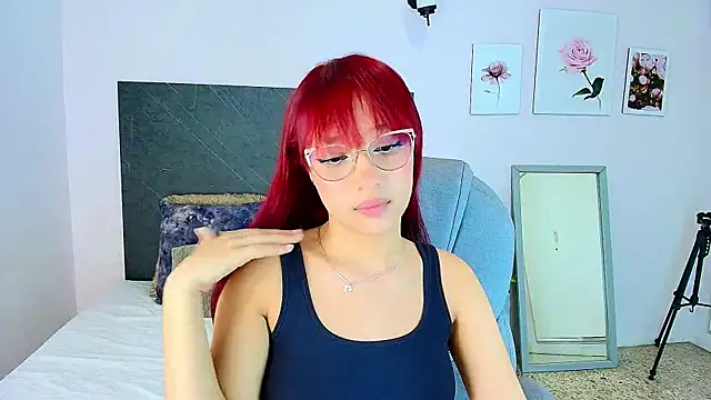 Snapshot of sharon_rosse__ chatting on 09-20-25, 02:56 sharon rosse   online show from 09-20-25, 02:56