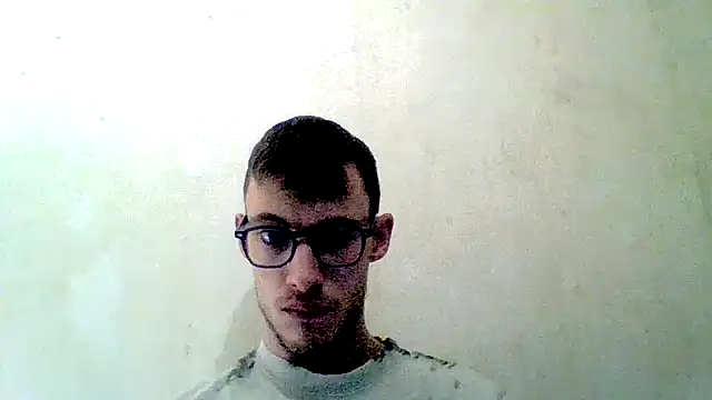 Snapshot of Yukysama79 chatting on 03-12-25, 06:22 Yukysama79 online show from 03-12-25, 06:22