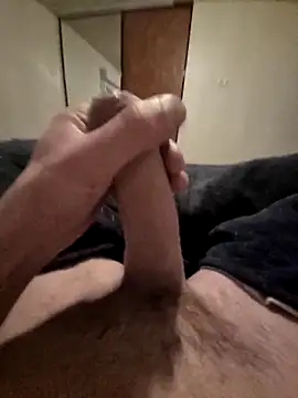 Snapshot of Yukysama79 chatting on 12-18-25, 09:10 Yukysama79 online show from 12-18-25, 09:10