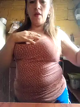 Snapshot of Luna-nevada chatting on 03-18-25, 05:21 Luna-nevada online show from 03-18-25, 05:21