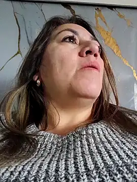 Snapshot of Luna-nevada chatting on 09-14-25, 03:00 Luna-nevada online show from 09-14-25, 03:00