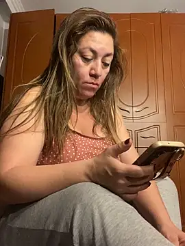 Luna-nevada online show from 02-12-26, 10:32