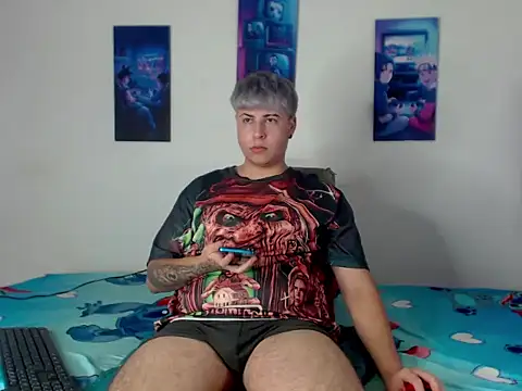 Snapshot of CrissConor chatting on 06-26-26, 03:38 CrissConor online show from 06-26-26, 03:38