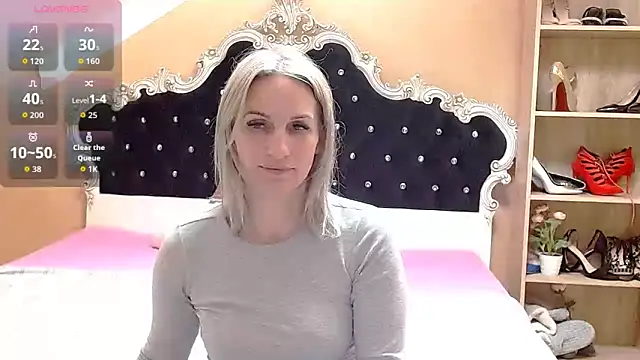 Snapshot of Diamond888 chatting on 05-13-26, 06:00 Diamond888 online show from 05-13-26, 06:00