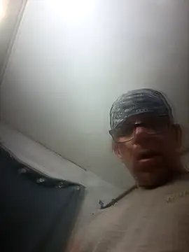 Snapshot of BlazeBennettXxxxxx chatting on 02-18-26, 11:06 BlazeBennettXxxxxx online show from 02-18-26, 11:06