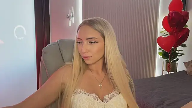 Snapshot of OhMyEmma chatting on 02-20-26, 06:26 OhMyEmma online show from 02-20-26, 06:26