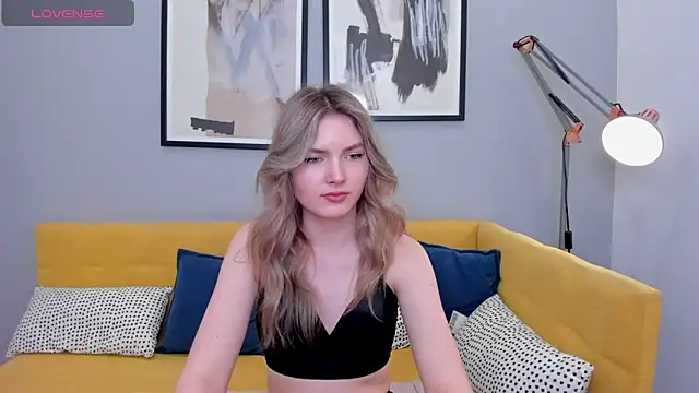 EvelineAmore online show from 03-22-25, 12:04