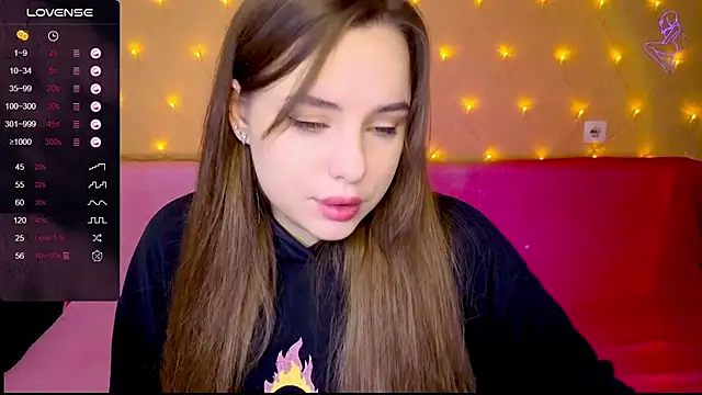 Snapshot of Sexyenergyyyyy chatting on 11-22-25, 01:54 Sexyenergyyyyy online show from 11-22-25, 01:54