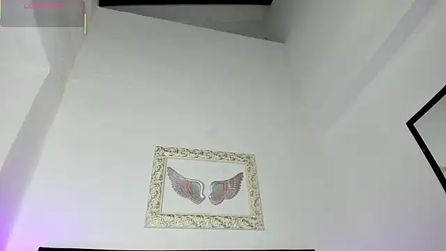 Snapshot of Lola_Blondie chatting on 09-09-25, 11:54 Lola Blondie online show from 09-09-25, 11:54