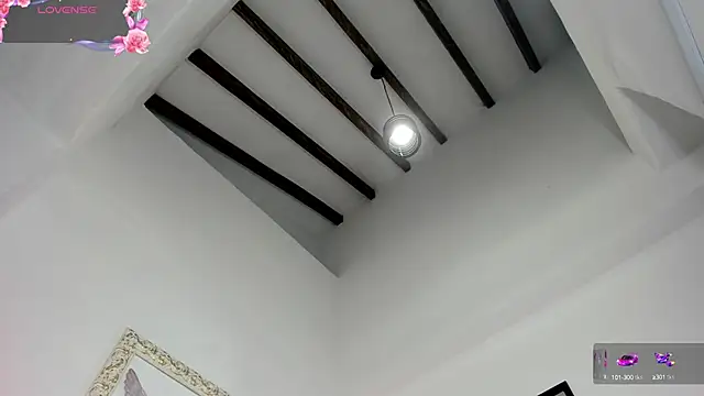 Snapshot of Lola_Blondie chatting on 10-09-25, 12:14 Lola Blondie online show from 10-09-25, 12:14