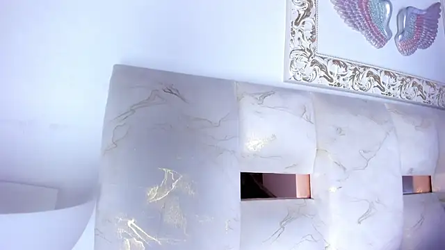 Snapshot of Lola_Blondie chatting on 01-09-26, 12:19 Lola Blondie online show from 01-09-26, 12:19