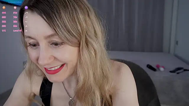  Milana     online show from 06-15-26, 07:05