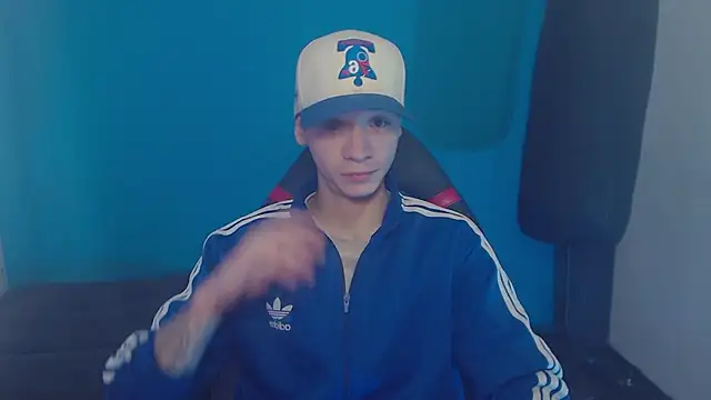 Snapshot of Burperking420_ chatting on 03-14-25, 05:46 Burperking420 online show from 03-14-25, 05:46