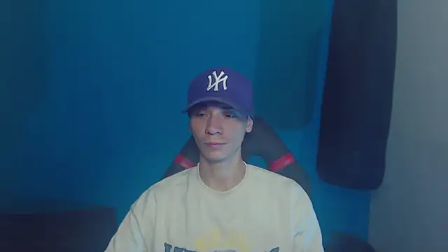 Snapshot of Burperking420_ chatting on 03-17-25, 12:41 Burperking420 online show from 03-17-25, 12:41