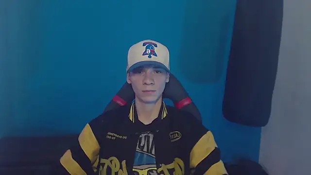 Snapshot of Burperking420_ chatting on 03-18-25, 09:21 Burperking420 online show from 03-18-25, 09:21